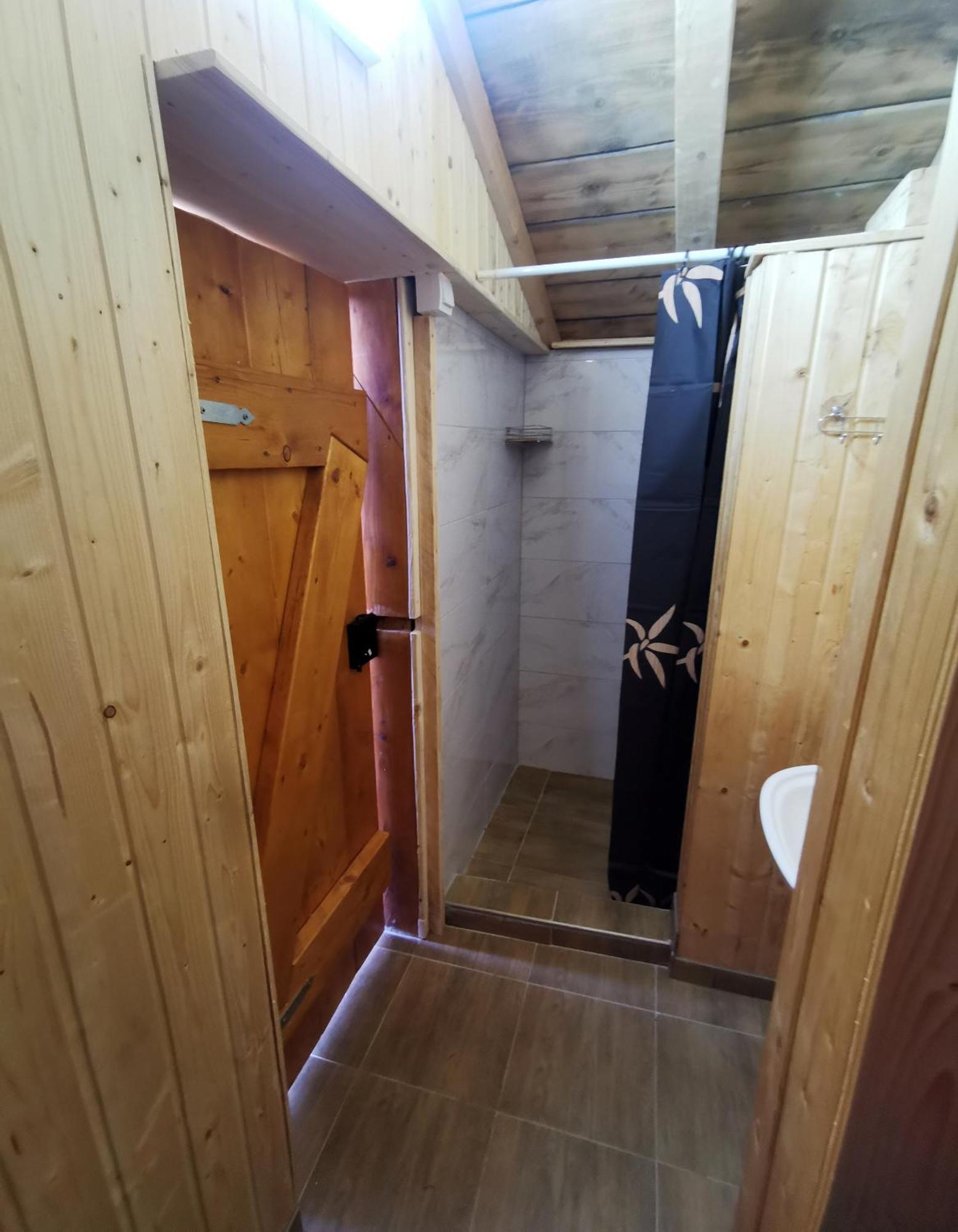 Guesthouse Planinarski Dom Neviden'O 자블야크 외부 사진