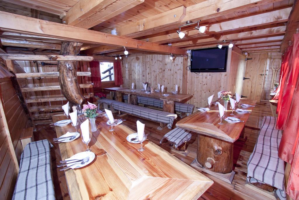 Guesthouse Planinarski Dom Neviden'O 자블야크 외부 사진